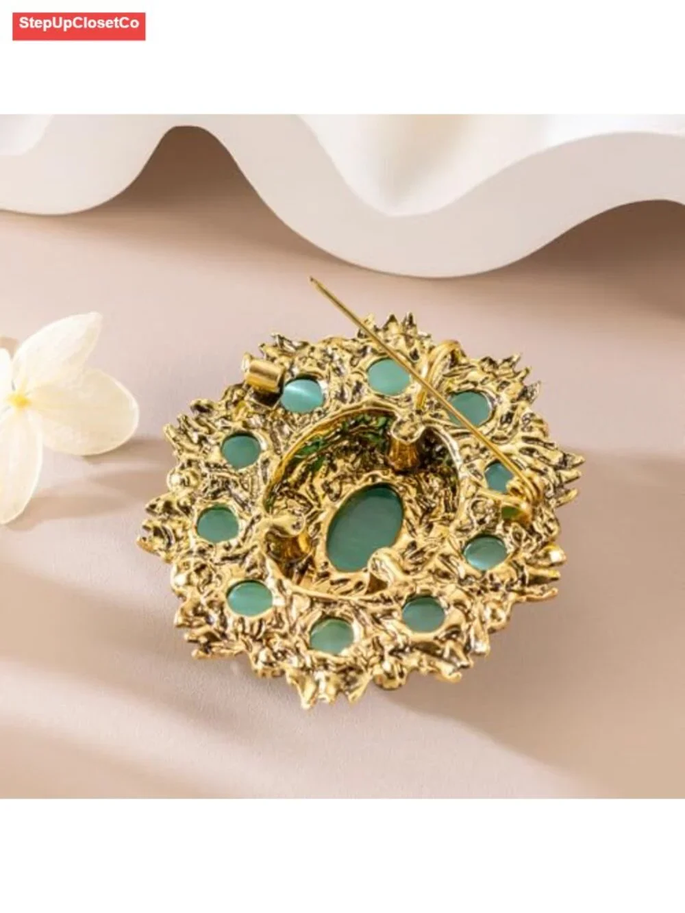 Victorian Oval Brooch Pin Women Brooch Rhinestone Resin